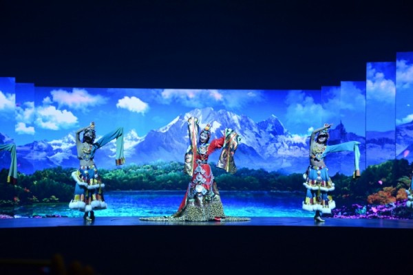 山河公司組織九寨溝旅游活動(dòng) - 山河評估 - 山河評估